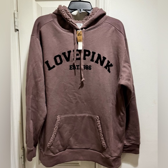 NWT Pink VS Love Pink sweatshirt with Sherpa and hoodie - Picture 8 of 16